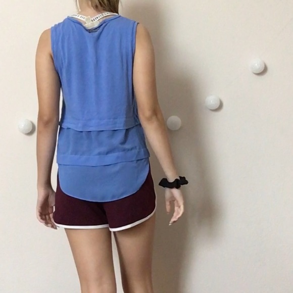 𝙱𝚕𝚞𝚎 𝚜𝚑𝚒𝚛𝚝 - Picture 4 of 6